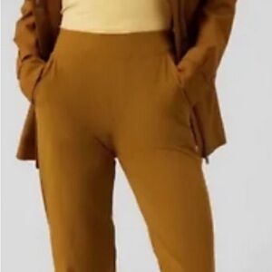 Athleta Mustard Yellow Women's Pants Brooklyn Ankle Pant